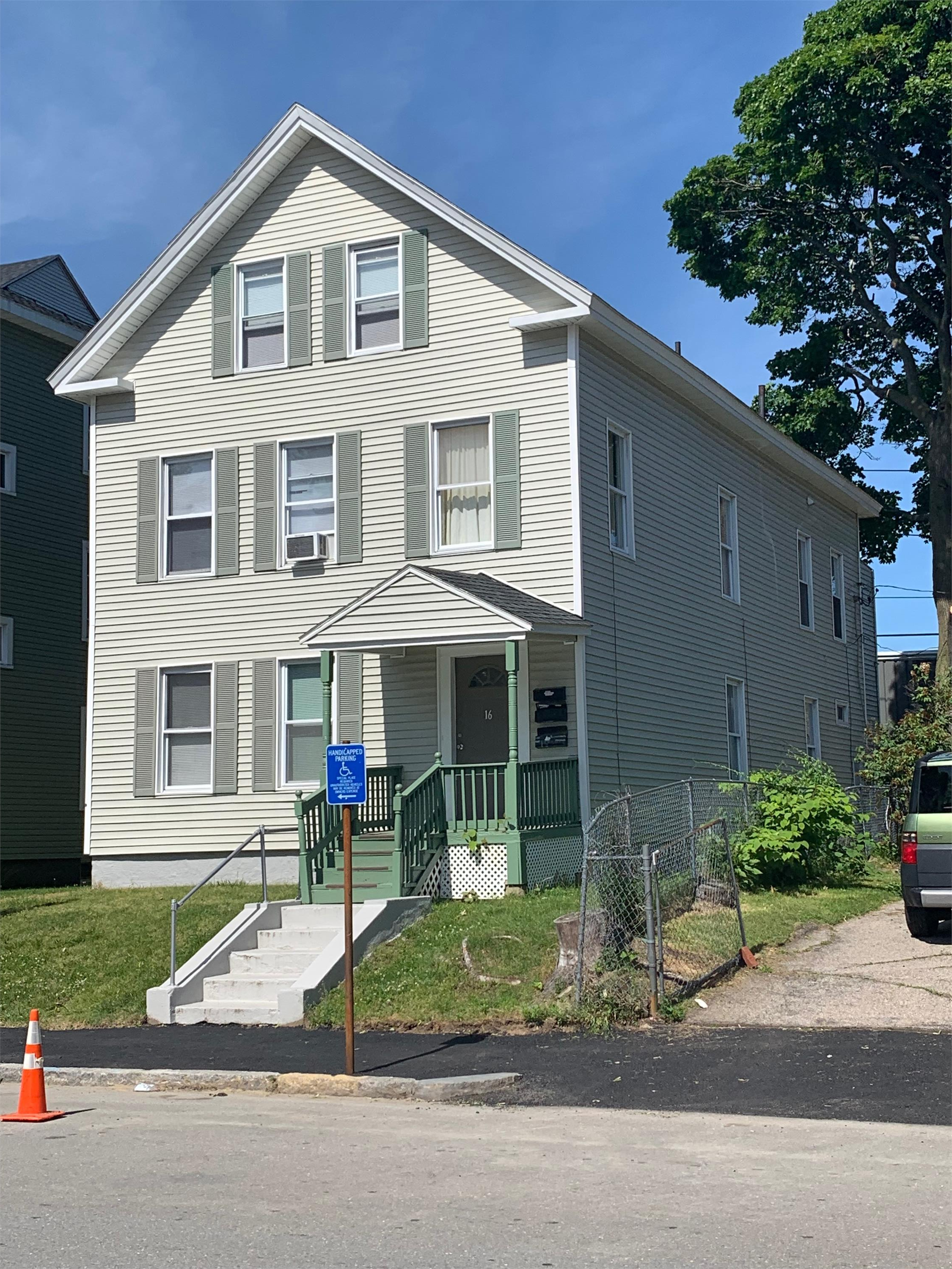 16 Bellevue Street - 1st Floor